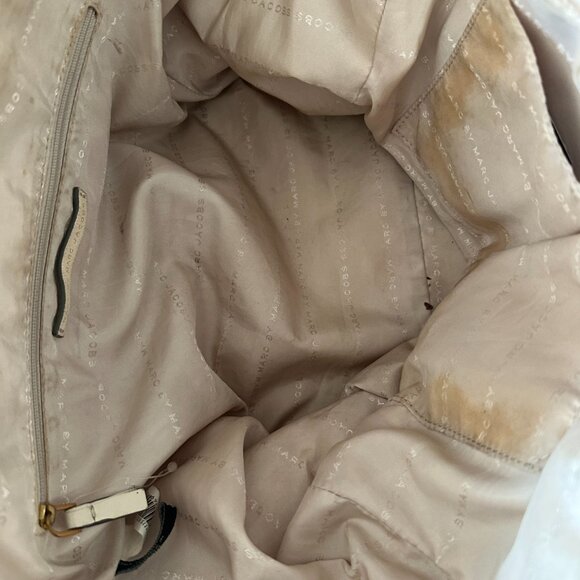 Brand: MARC by Marc Jacobs Style: Sheltered Island Handbag - Picture 5 of 5